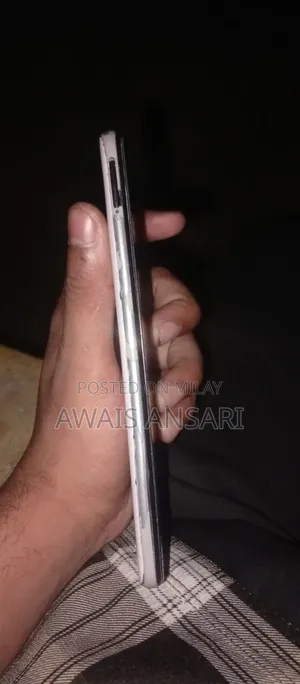 Samsung Galaxy A30 64 GB White