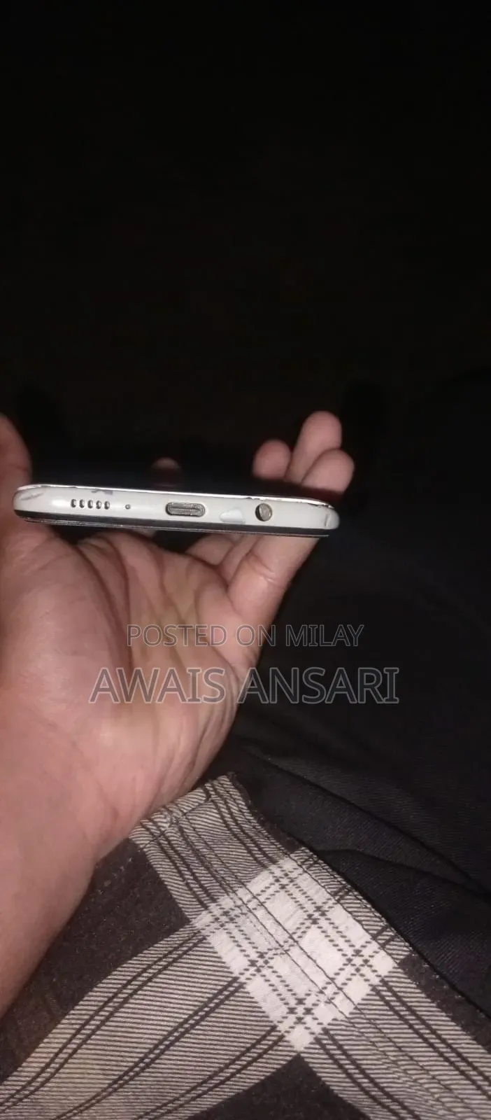 Samsung Galaxy A30 64 GB White