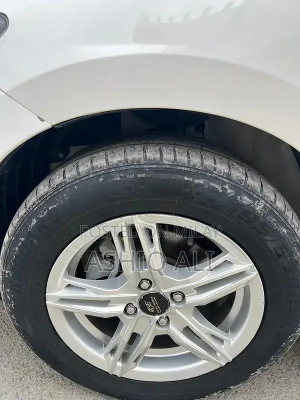 Honda City i-VTEC Sedan Prosmetic Genuine Car