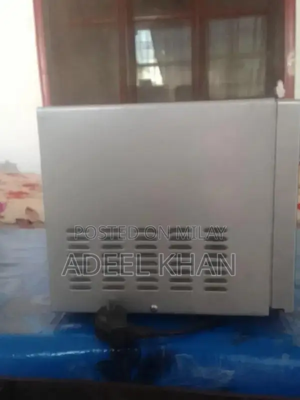 High-Quality Ovan Blender 10/10 Performance Kitchen Appliance