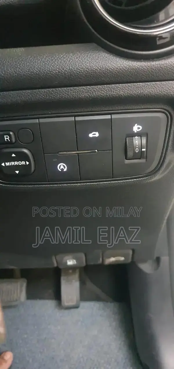 Alsvin Lumear Compact Sedan - Reliable Urban Driving Experience