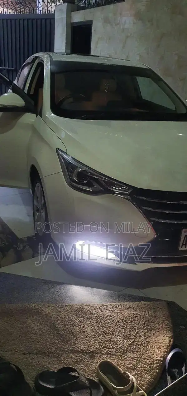 Alsvin Lumear Compact Sedan - Reliable Urban Driving Experience