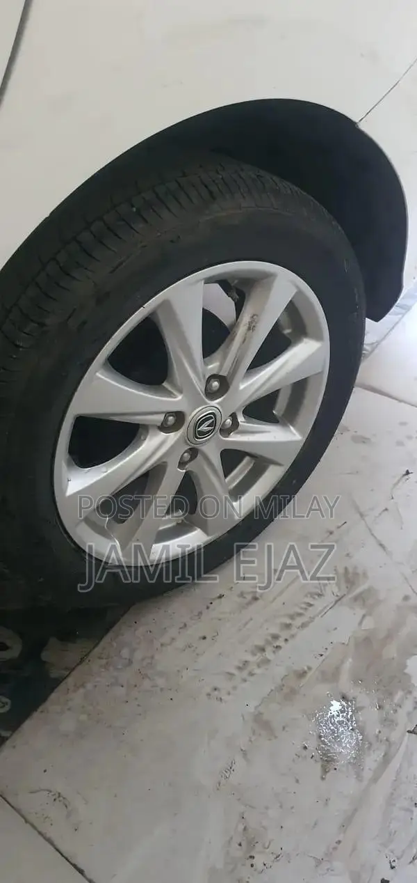 Alsvin Lumear Compact Sedan - Reliable Urban Driving Experience