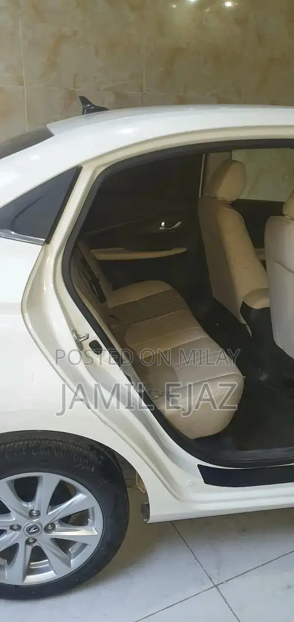 Alsvin Lumear Compact Sedan - Reliable Urban Driving Experience