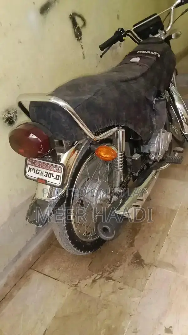 Honda CG 125 Motorcycle - Latest 2024 Model