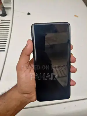 OnePlus 7 Pro Flagship Smartphone - 8GB RAM, 256GB Storage