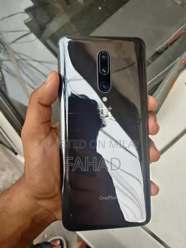 OnePlus 7 Pro Flagship Smartphone - 8GB RAM, 256GB Storage