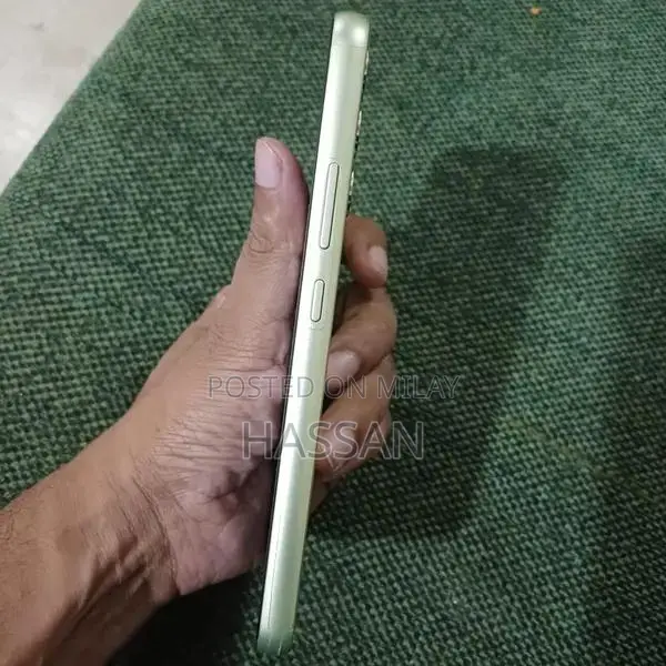 Samsung Galaxy A34 5G Smartphone with 8GB RAM and 128GB Storage