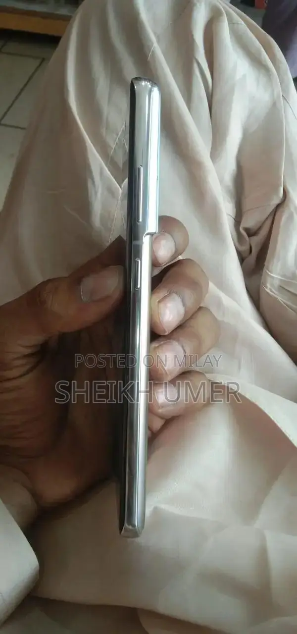 Ultra-Premium Smartphone with Dual SIM and Advanced Features