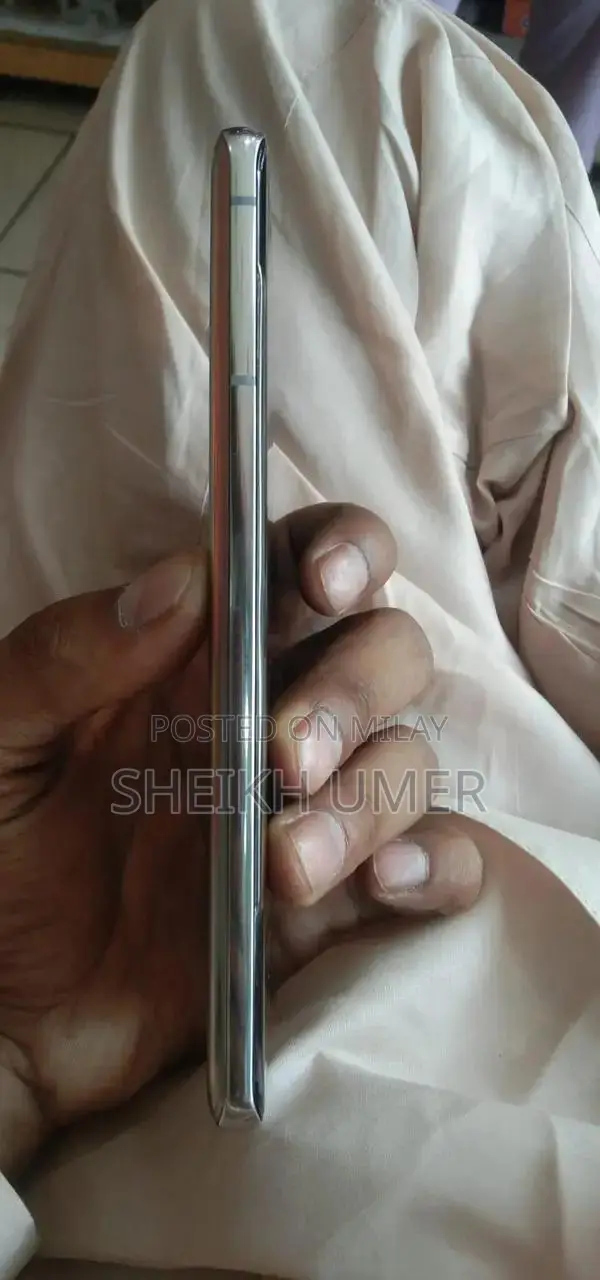 Ultra-Premium Smartphone with Dual SIM and Advanced Features