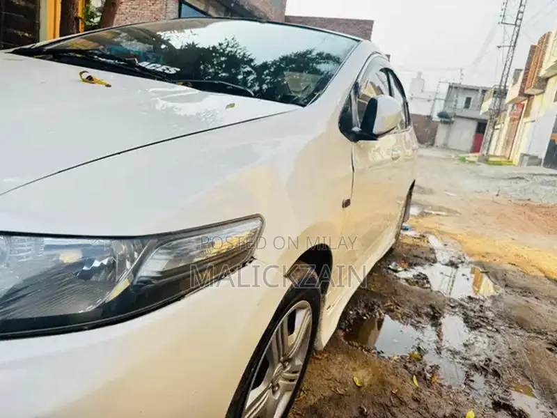 Honda City 2014 Sedan - Family Car with New Tires