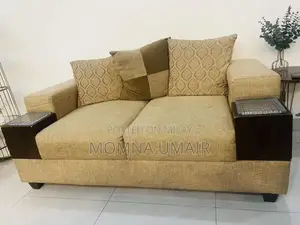 Photo - Comfortable Sofa Set with Multiple Seats in Good Condition