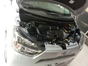 4-Door Home-Use Car with Original Grade Total