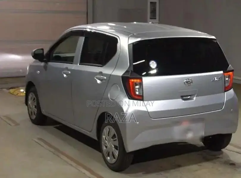 4-Door Home-Use Car with Original Grade Total