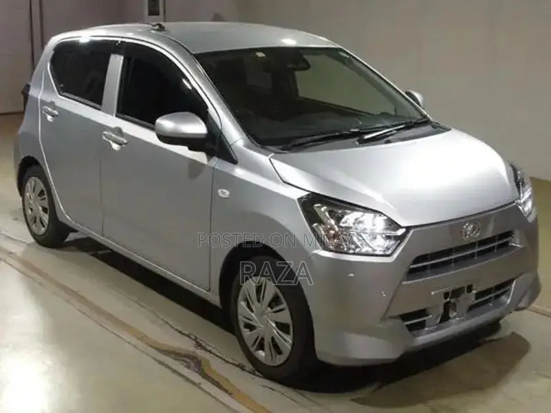 4-Door Home-Use Car with Original Grade Total