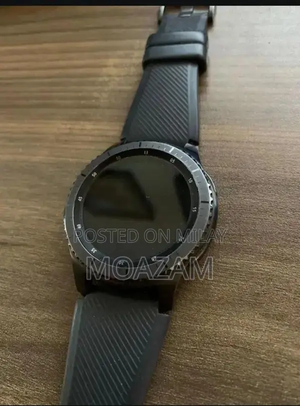 Samsung Gear S3 Frontier Smartwatch - Excellent Condition with Accesso