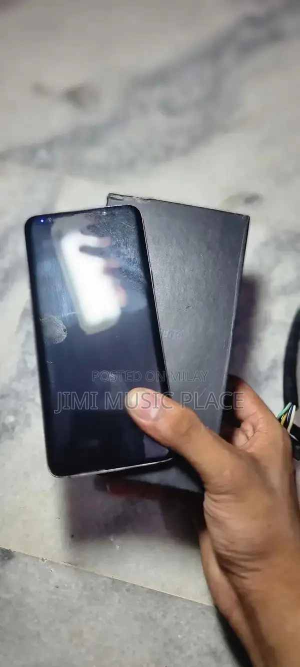 Samsung S9 Plus Dual SIM Smartphone