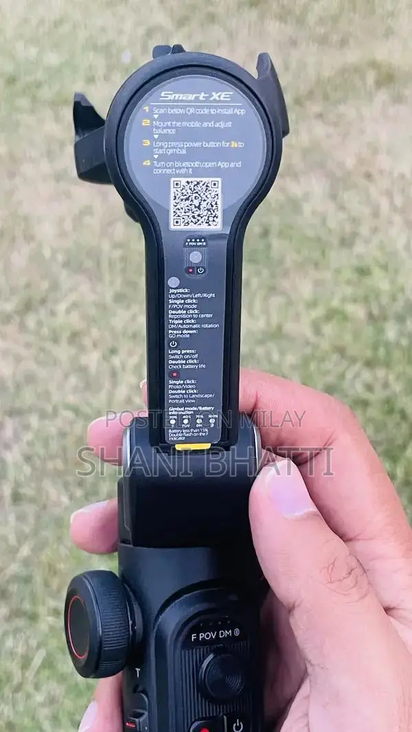 Professional 3-Axis Smartphone Gimbal with Smart Stabilization