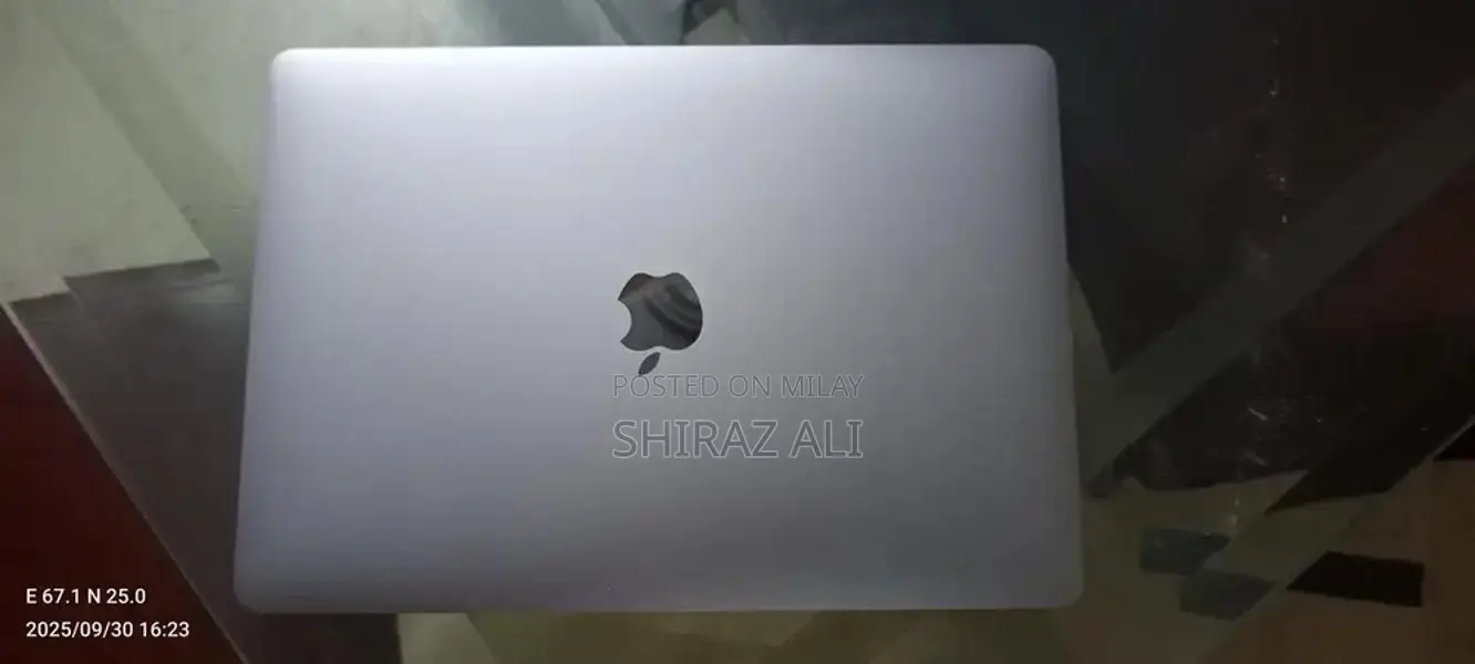 Apple MacBook Pro 13-inch 2017 Laptop