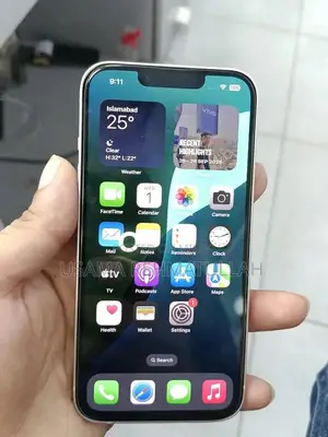 Apple iPhone 13 Factory Unlocked Smartphone