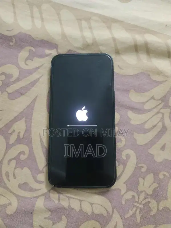 Apple iPhone 13 - Excellent Condition Smartphone