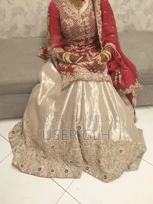 Elegant Small Lehngha Choli - Barely Worn, Excellent Condition