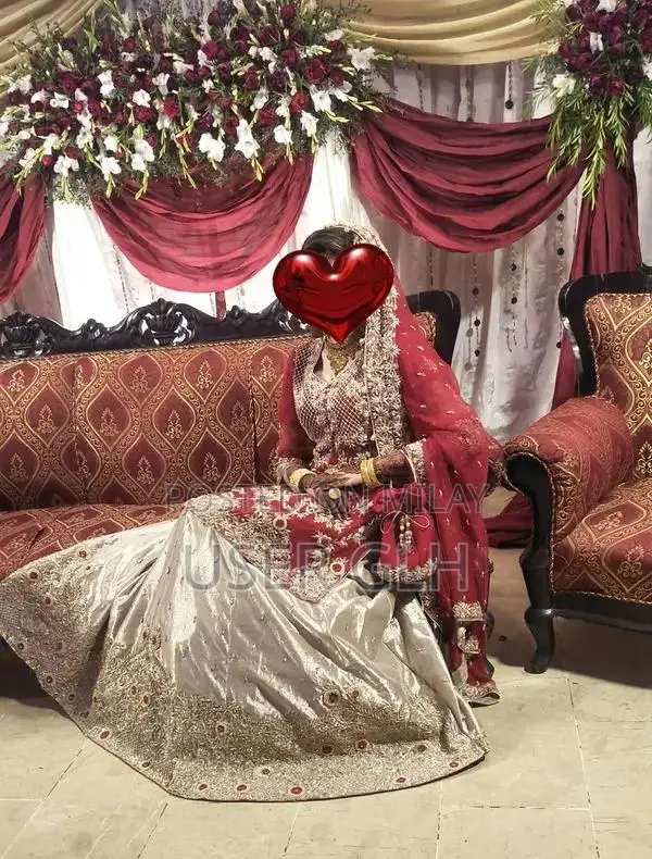 Elegant Small Lehngha Choli - Barely Worn, Excellent Condition