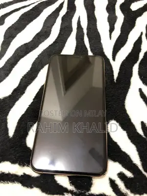 Dual SIM Smartphone Premium Condition High Battery Health