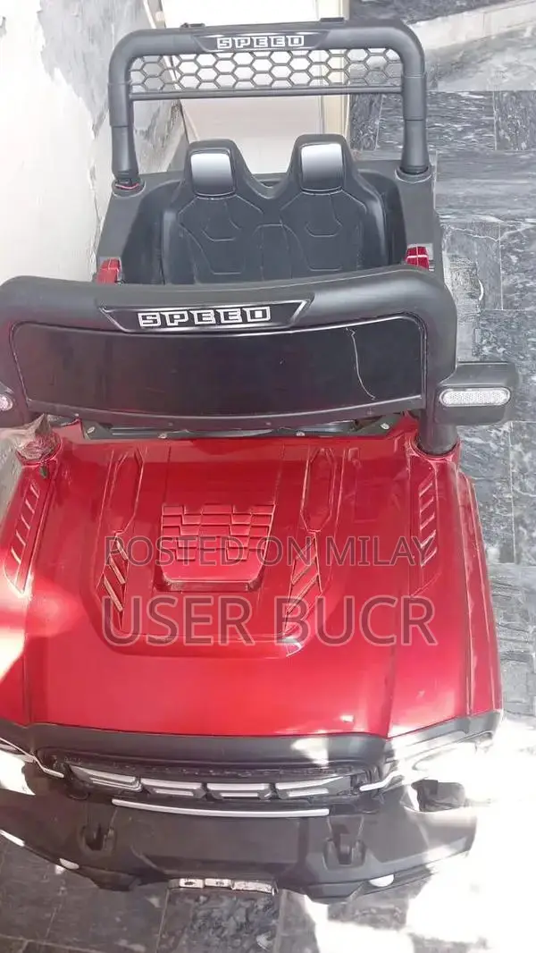 Children's Electric Ride-On Car Toy - Excellent Condition