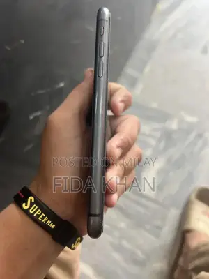 Apple iPhone 11 64GB Black Smartphone