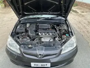 Honda Civic 2004 Sedan with Sunroof and Engine Update
