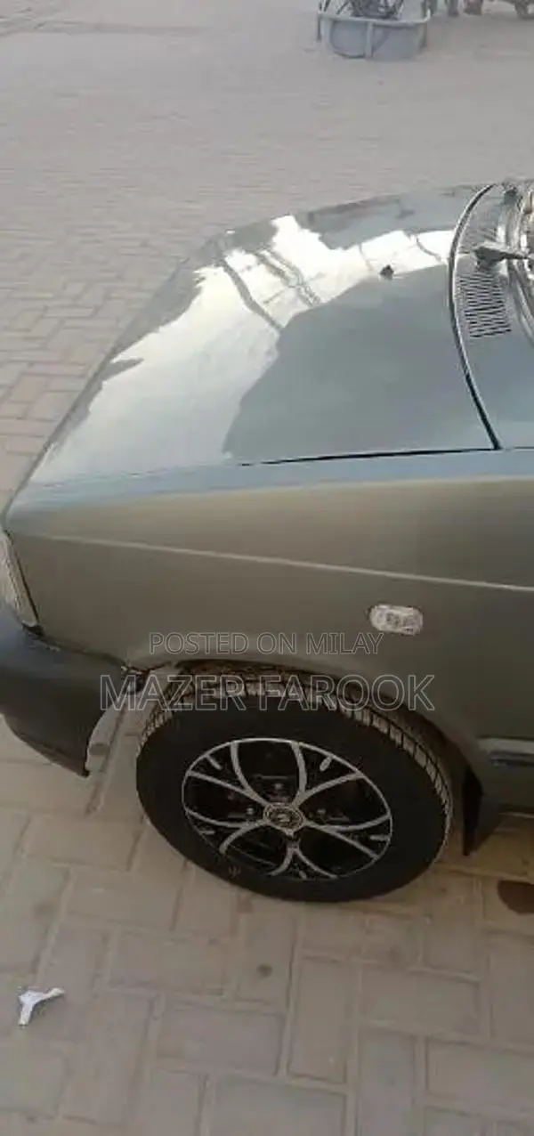 Suzuki Mehran VX 2011 - Well-Maintained Compact Sedan