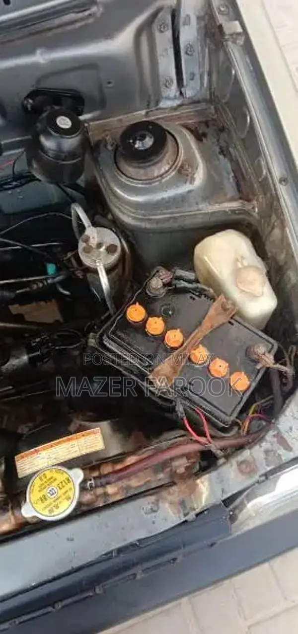 Suzuki Mehran VX 2011 - Well-Maintained Compact Sedan