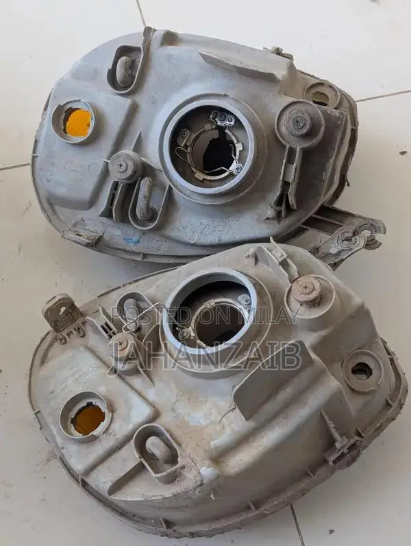 Hyundai Santro 2005 Original Headlight Set - Right and Left Side