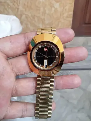 Rado Diastar Men's Classic Analog Swiss Luxury Watch