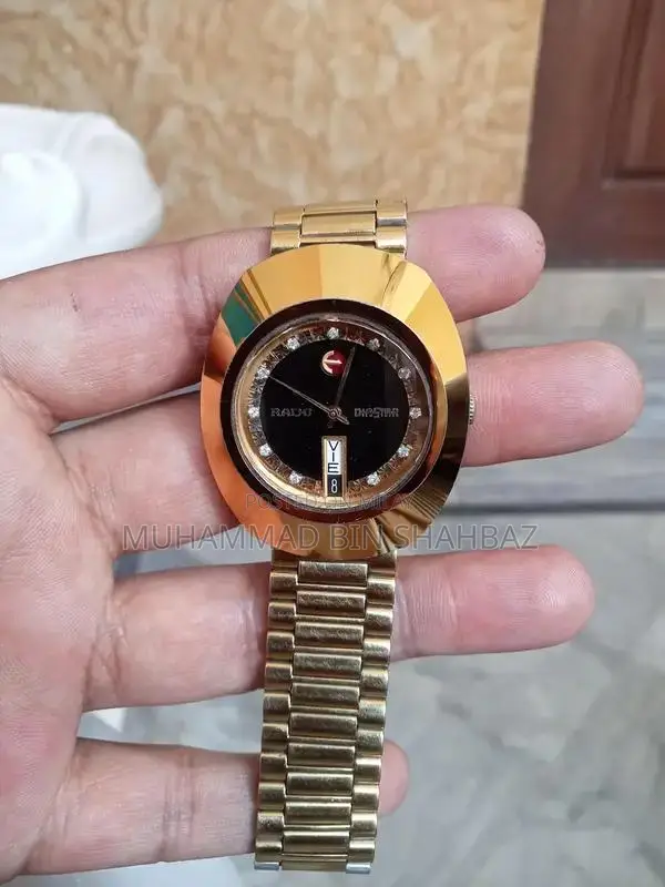 Rado Diastar Men's Classic Analog Swiss Luxury Watch