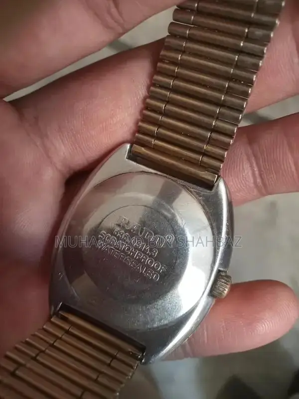 Rado Diastar Men's Classic Analog Swiss Luxury Watch