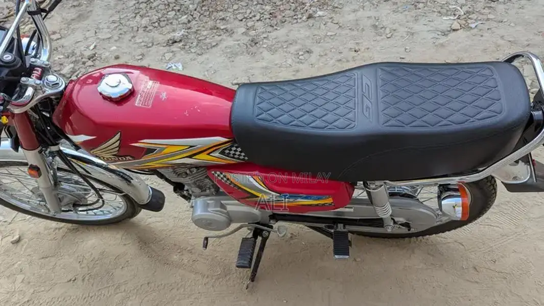 Honda 125cc Motorcycle - Low Mileage 2025 Model