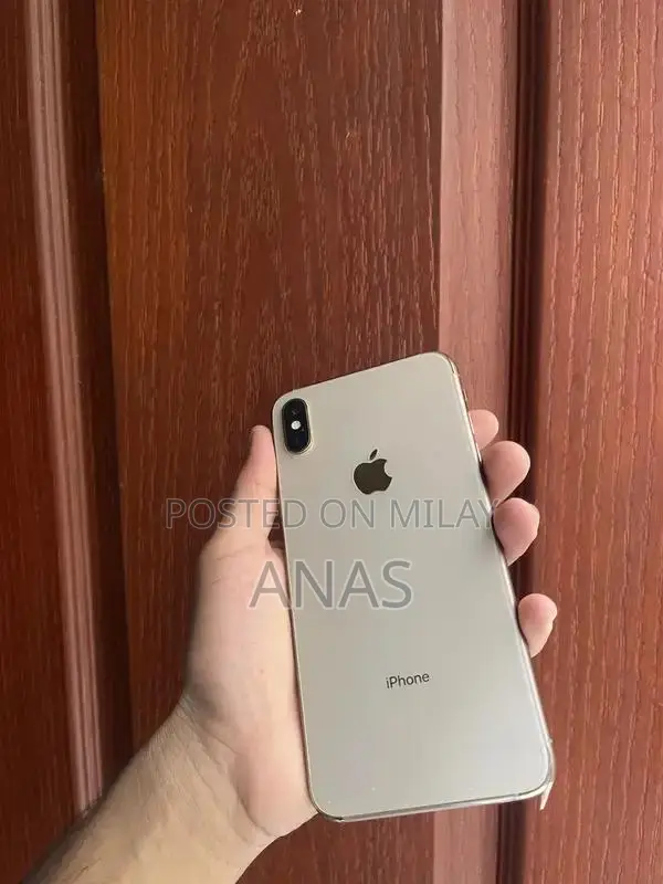 Apple iPhone XS Max 64GB Smartphone with Face ID