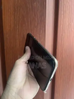 Apple iPhone XS Max 64GB Smartphone with Face ID