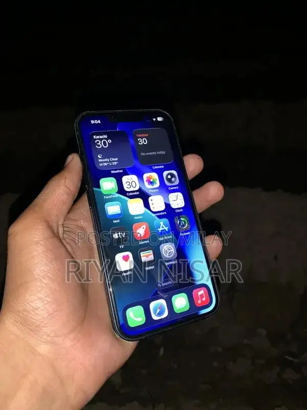 Apple iPhone 13 Lightly Used Smartphone with Full Warranty