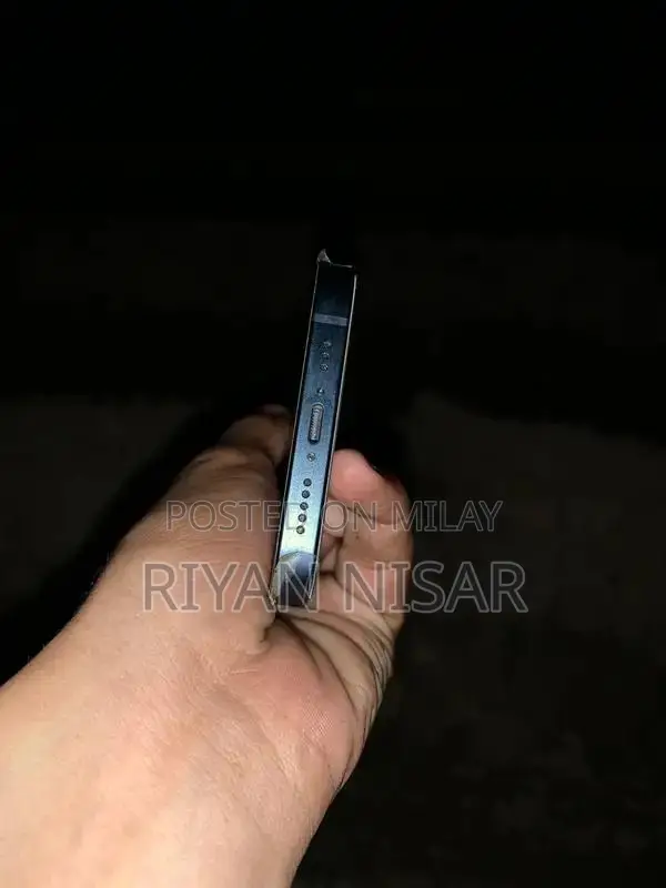 Apple iPhone 13 Lightly Used Smartphone with Full Warranty