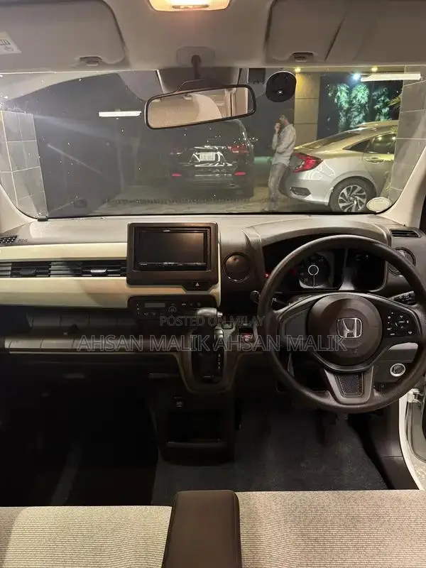 Honda N WGN 2022 Pearl White - Latest Generation Import