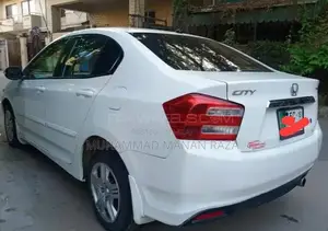 Honda City Sedan 2018 Model - Well-Maintained Compact Car