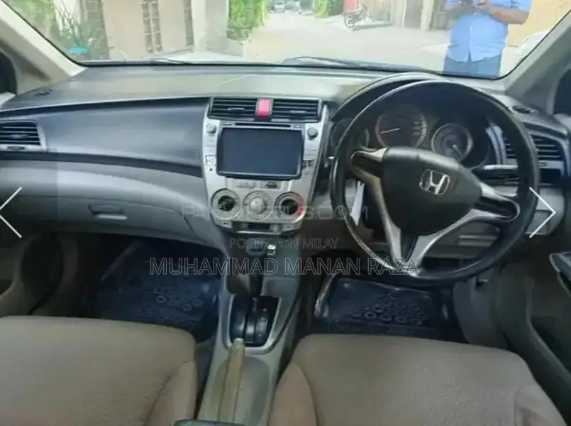 Honda City Sedan 2018 Model - Well-Maintained Compact Car