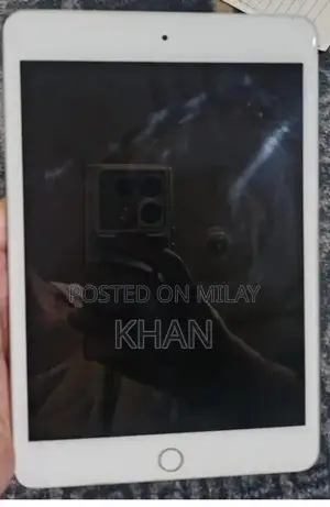 Apple iPad Mini 5 64GB Tablet with Accessories