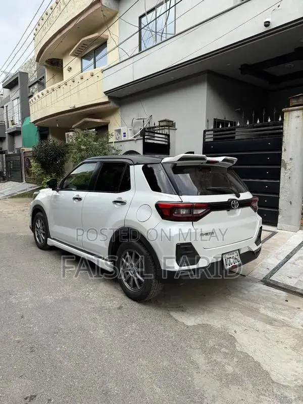 Toyota Raize Z Package Compact SUV with Advanced Features