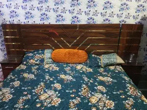 Lightly Used Bedroom Furniture Set