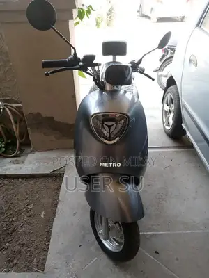 Photo - Metro M6 Electric Scooty - 50 km/h Top Speed, 70 km Range