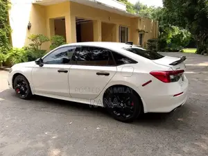 Honda Civic VTi Oriel Prosmatec Sedan - Low Mileage 2025 Model